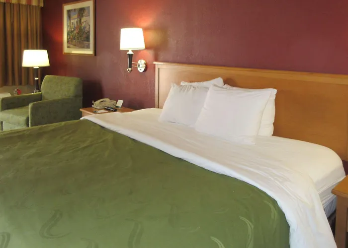 Hotel Quality I-10