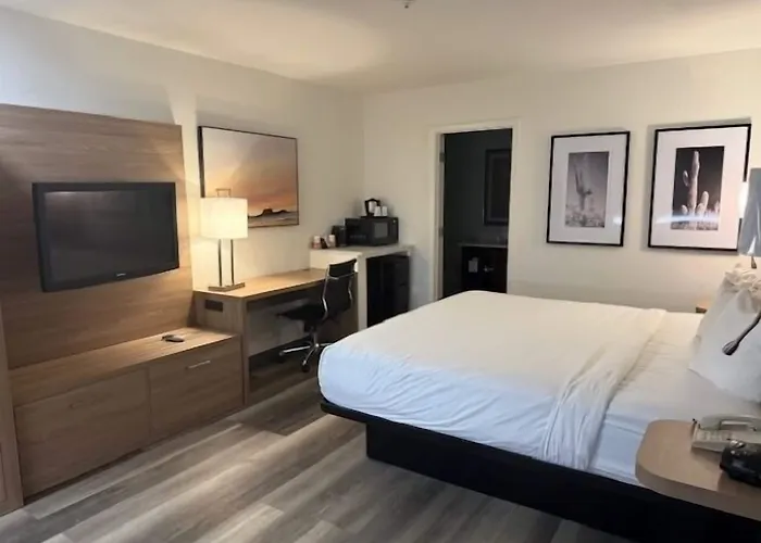 Hotel Quality I-10