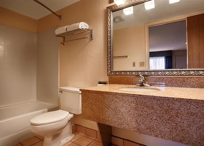Quality I-10 Hotel